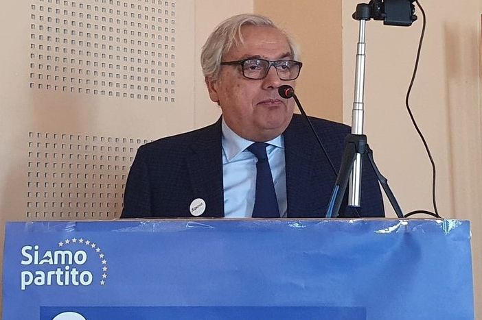 Azione sulla Provincia: «Maggioranza liberale e riformista, laboratorio per la politica regionale e nazionale»
