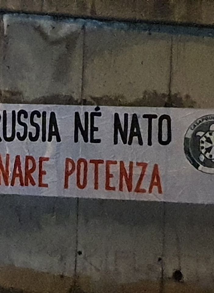 Guerra in Ucraina, CasaPound: «Né Russia né Nato, Italia torni potenza»