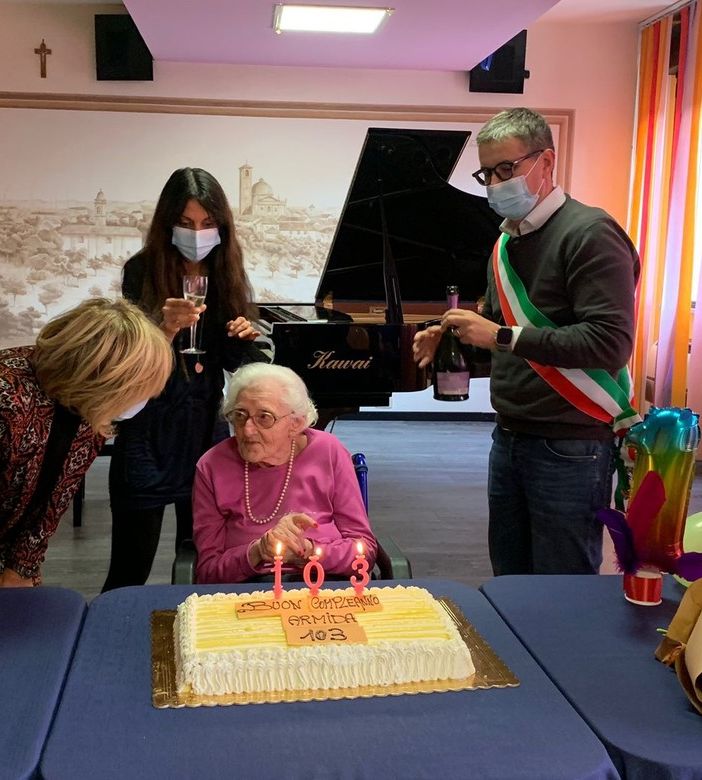 3SG Camelot in festa: compie oggi 103 anni la signora Armida Palazzi