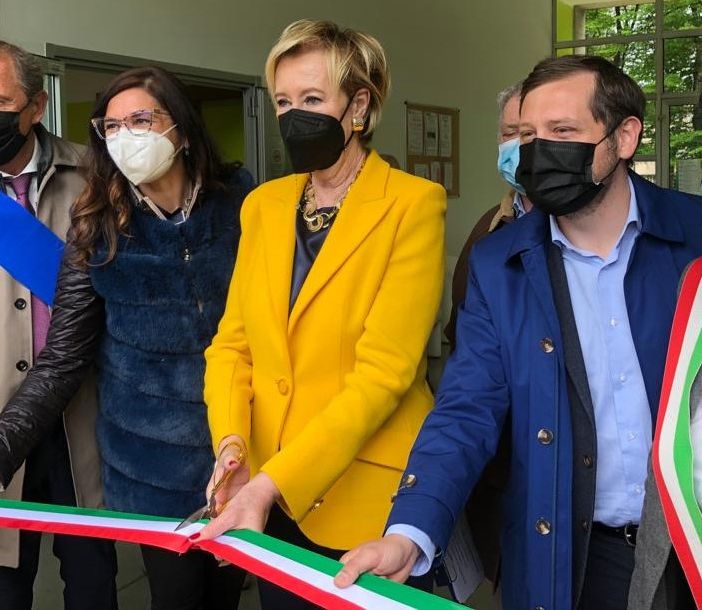 Inaugurata la Casa di Comunità di Lonate. «Un modello per il territorio»