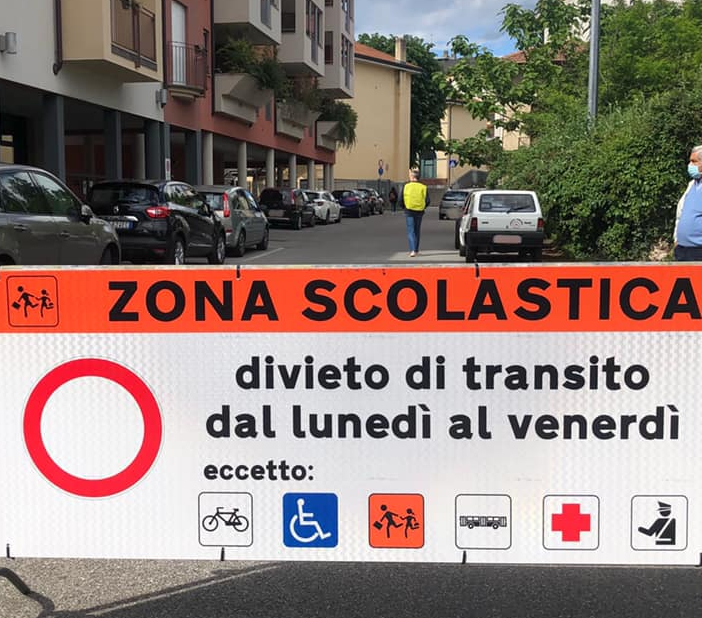 L'ingresso in sicurezza alla scuola