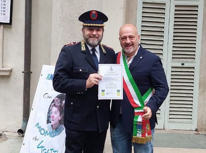 Stella d’oro per Castellone. Montano: «Il comandante migliore che un sindaco possa avere»