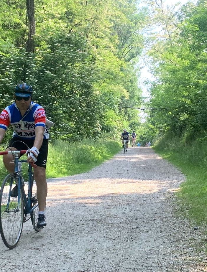 Bici d'epoca e sterrati a Cazzago Brabbia: il ciclismo che fu. Altre foto in fondo all'articolo