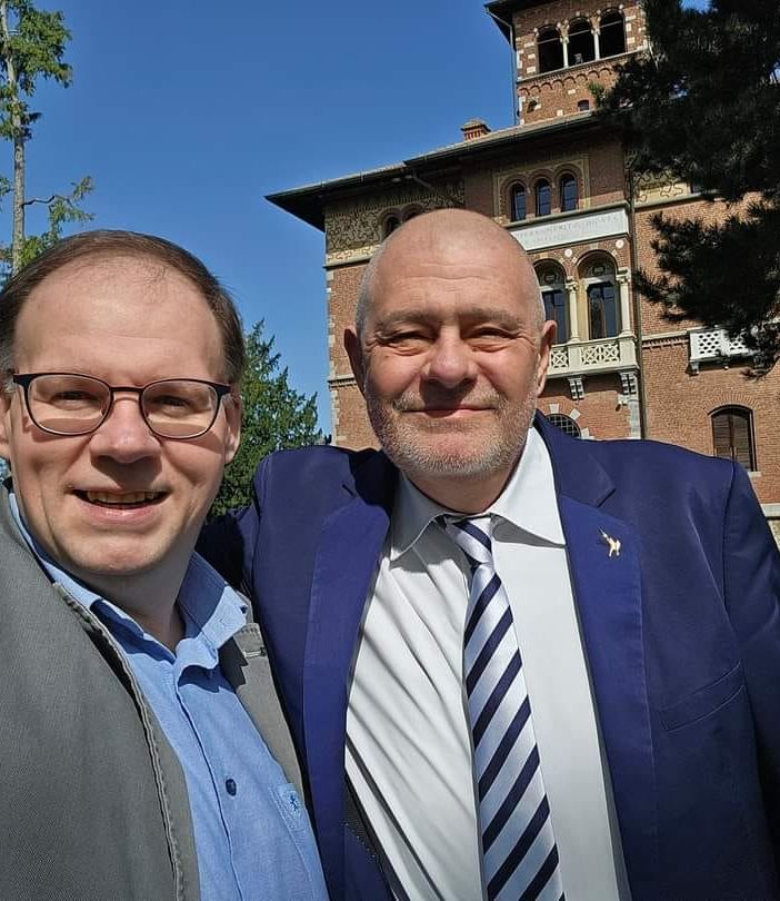 «Grazie Enrico, sei stato un sindaco con il cuore in mano a Samarate. Torniamo a lavorare a testa bassa»