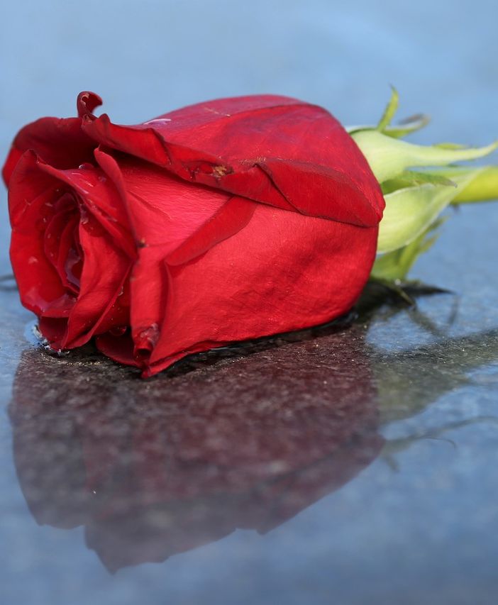 Cimitero aperto tutta la settimana: Fagnano ha deciso