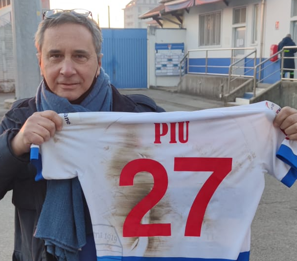 Citarella con la (combattuta) maglia di Piu