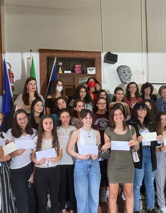 Liceo Crespi, 31 borse che valgono ancora di più: «Negli anni del buio avete costruito la luce»