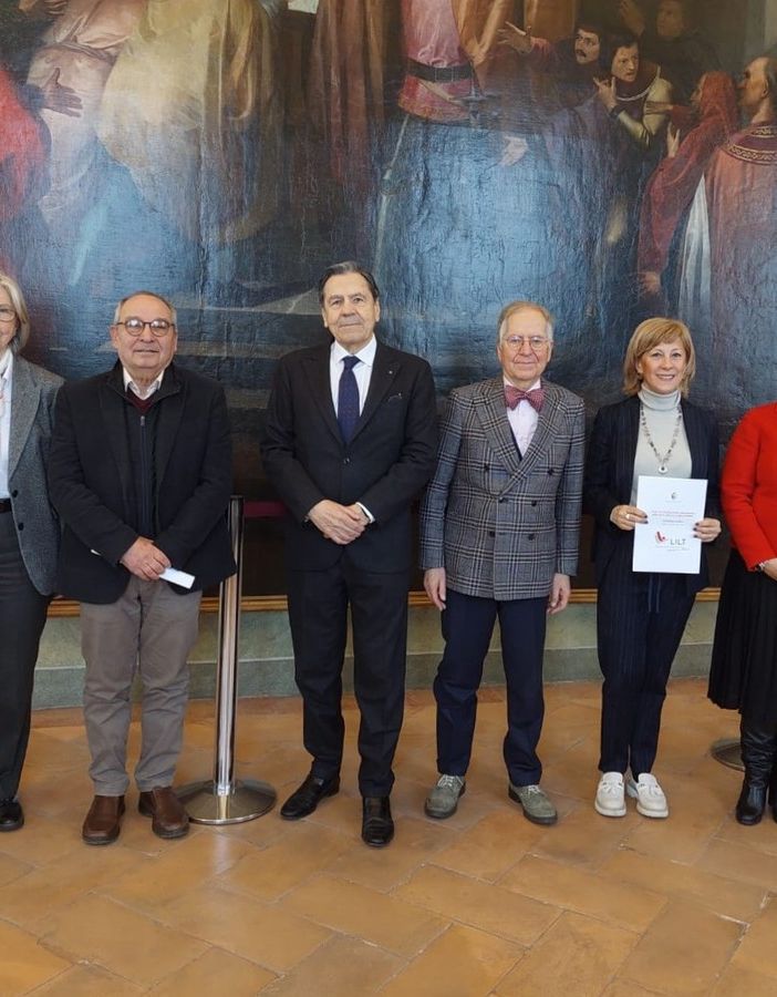 La clinica mobile per le visite senologiche fa tappa a Castellanza