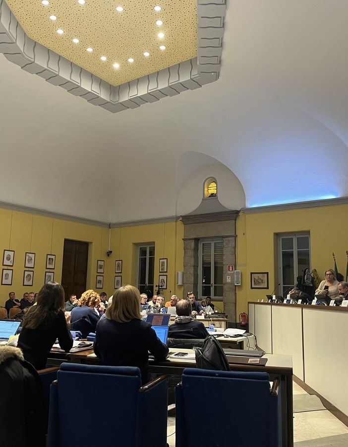 «È inutile e uno spreco di soldi». Busto compatta contro il raccordo Y
