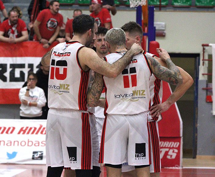 Basket, scivola Legnano: 65-81 per Omegna