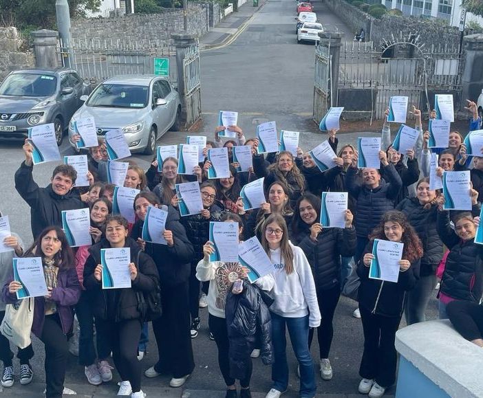 FOTO. Gli studenti del Crespi volano a Tokyo, Norimberga e Irlanda: a tu per tu con culture differenti