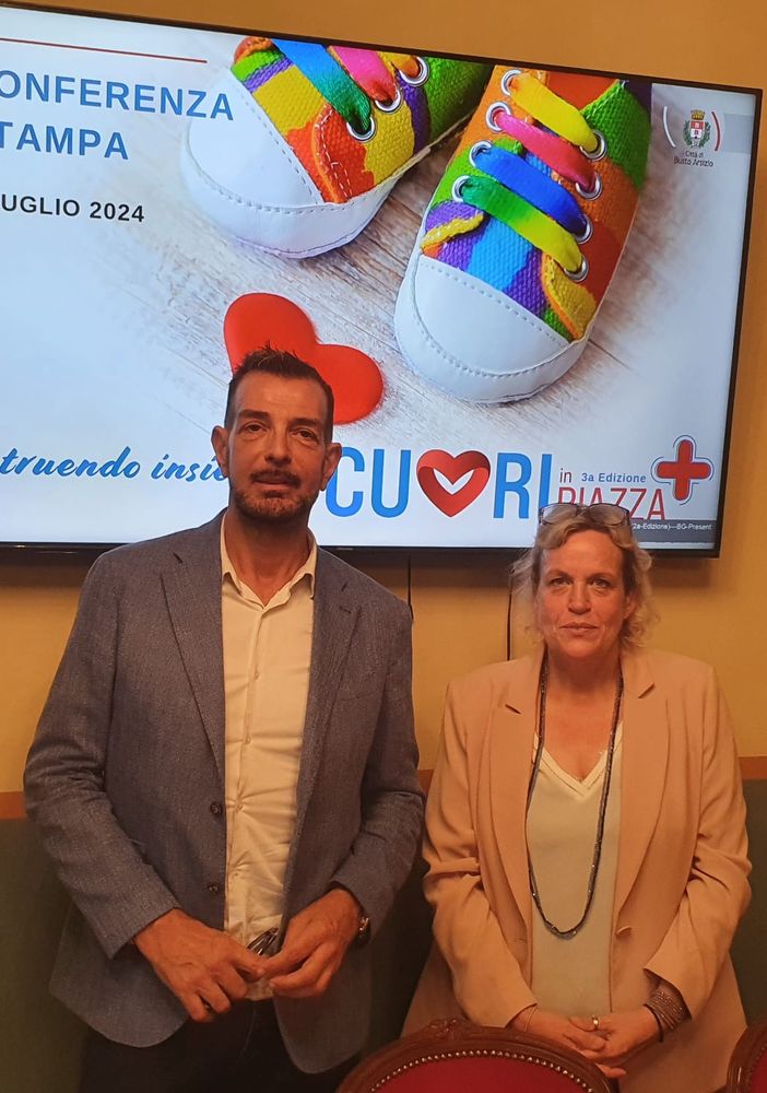 Tornano a pulsare i “Cuori in piazza”: «Creiamo una rete tra le associazioni. Cercando nuovi volontari»