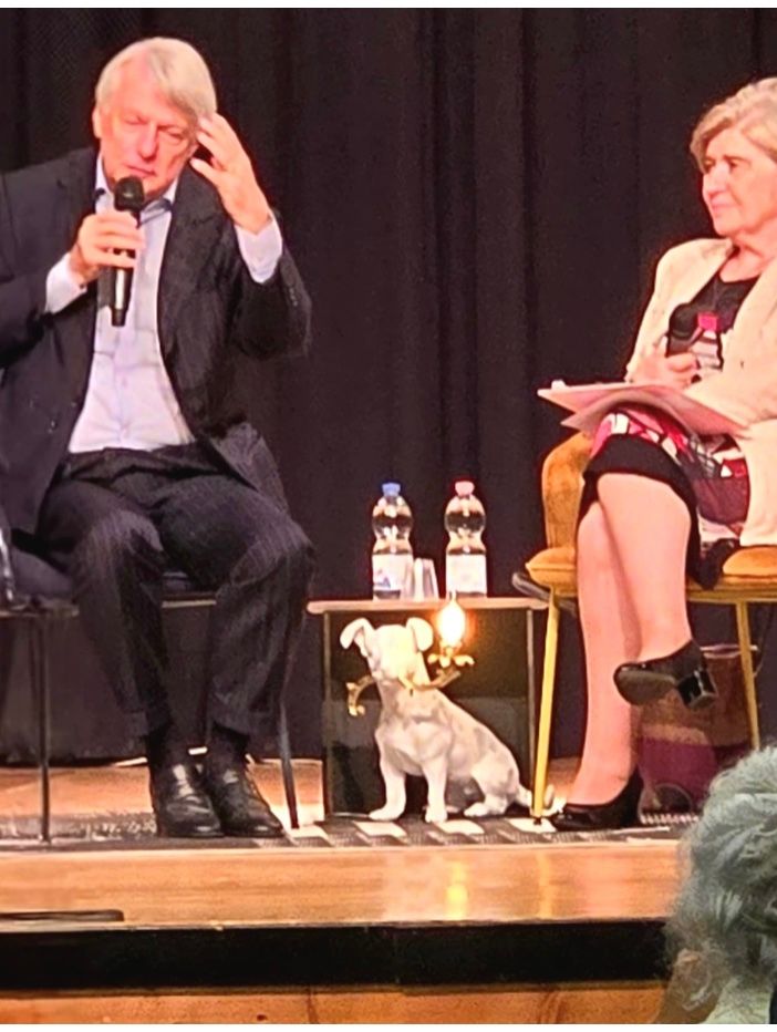 Ferruccio De Bortoli sul palco del San Giovanni Bosco con Marilena Lualdi