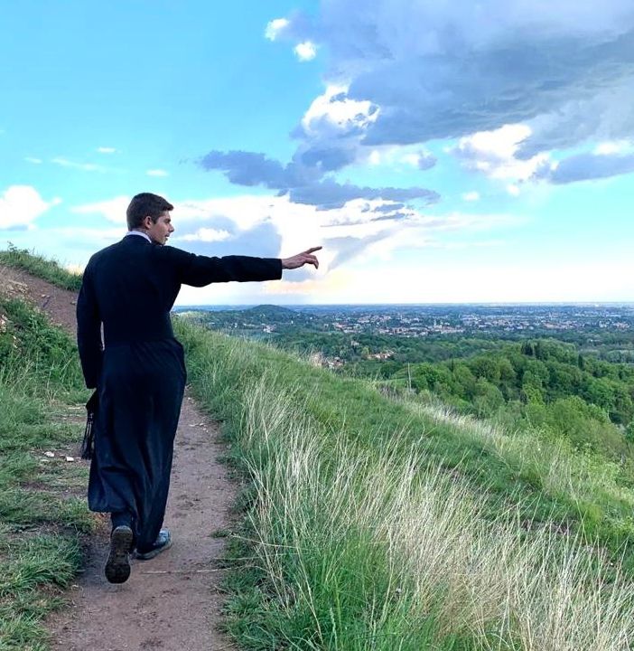 FOTO. Olgiate si prepara a salutare don Giovanni: «Tutti mi siete diventati cari come figli amati»