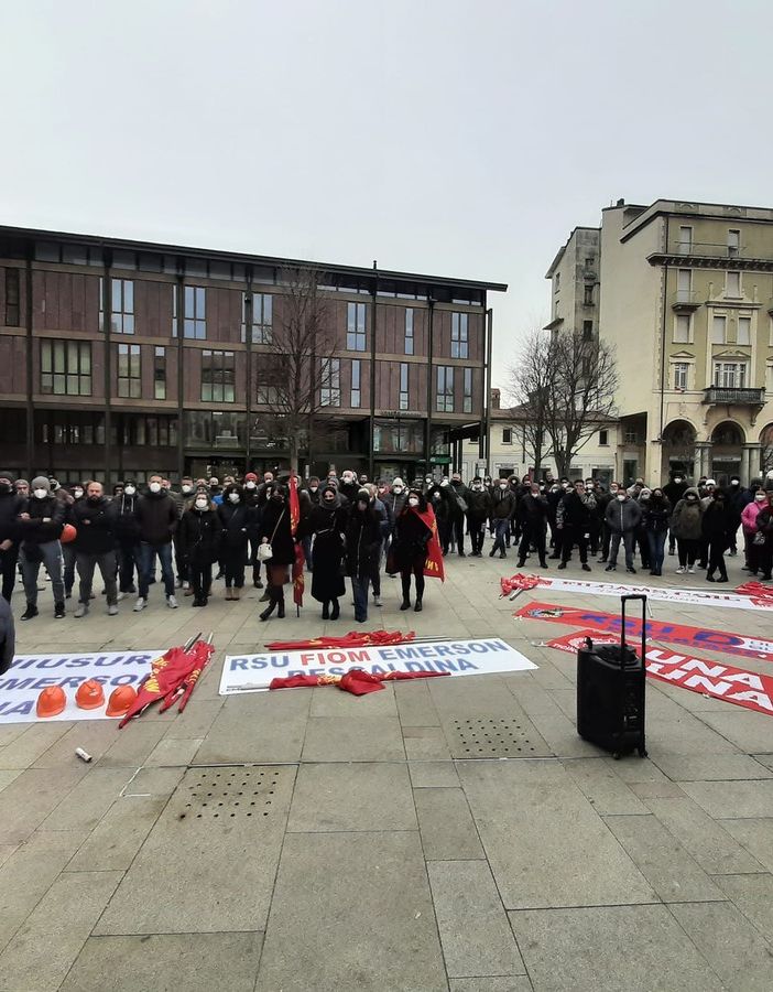 La foto della manifestazione postata dal sindaco Radice