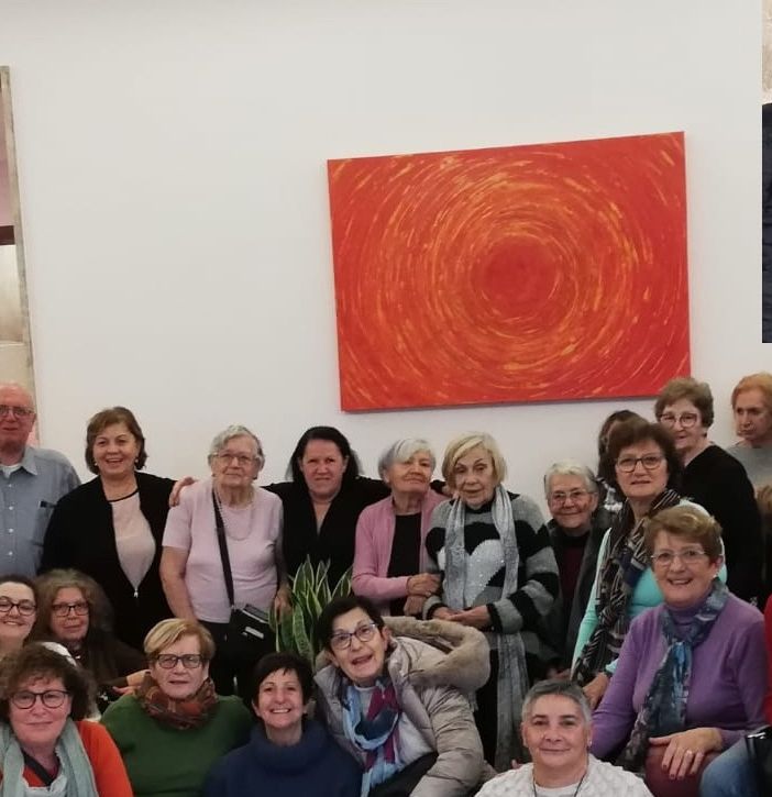 Gruppo anziani di Fagnano, una grande famiglia che &quot;obbedisce&quot; a Manzoni