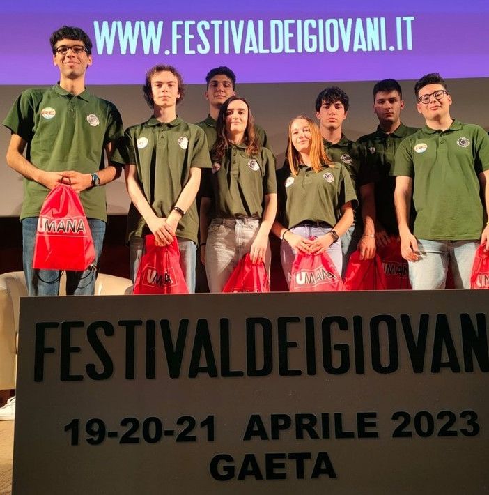 I ragazzi della 5E dell’Istituto Comprensivo Geymonat di Tradate premiati a Gaeta