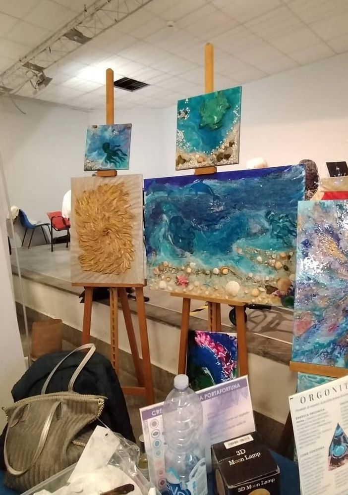 Al centro, Francesca Bernabini