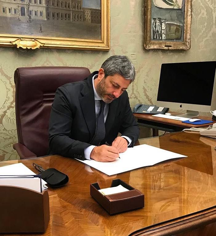 La foto sul profilo Facebook del presidente Fico