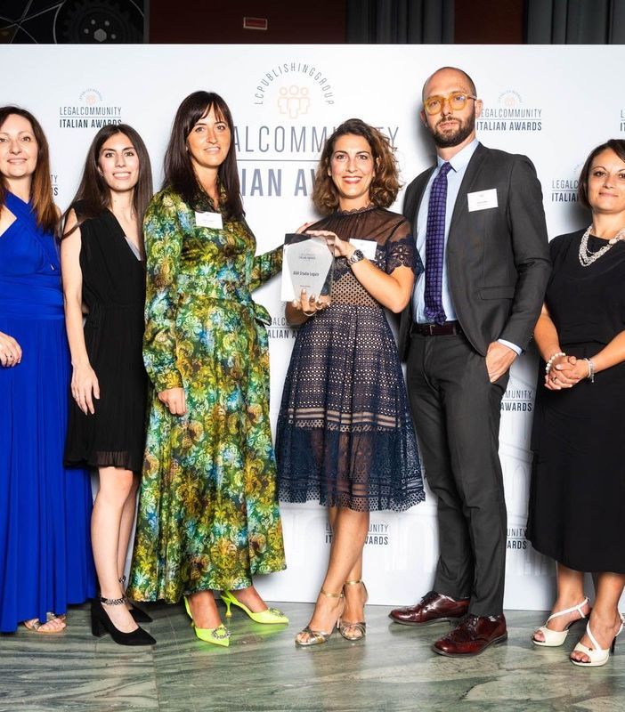 Lo studio legale A&amp;A di Busto premiato ai Legalcommunity Italian Awards