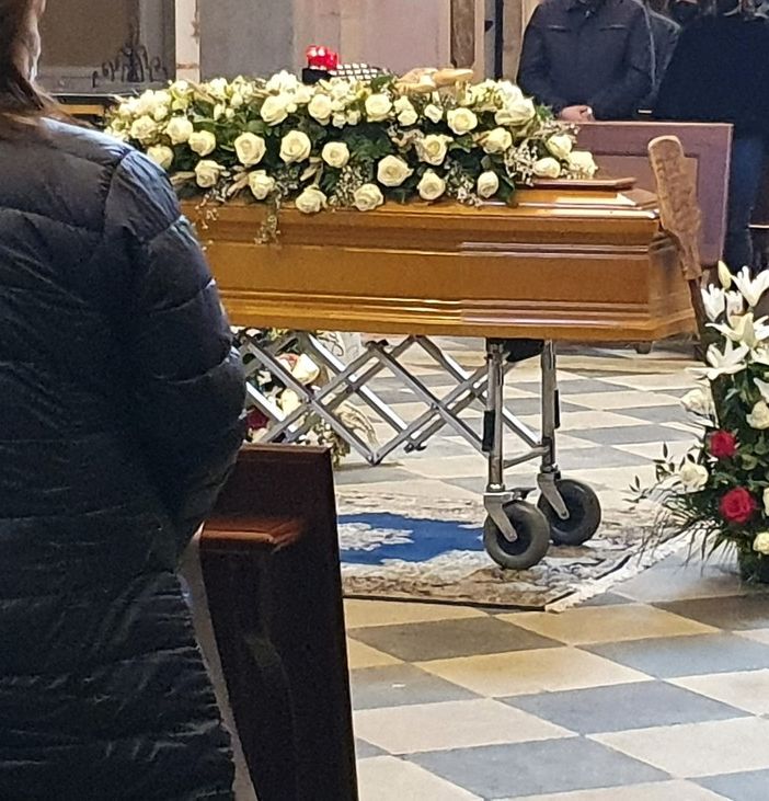 L’addio a Gildo Colombo: «In Paradiso non produrrai più pane, ma amore»