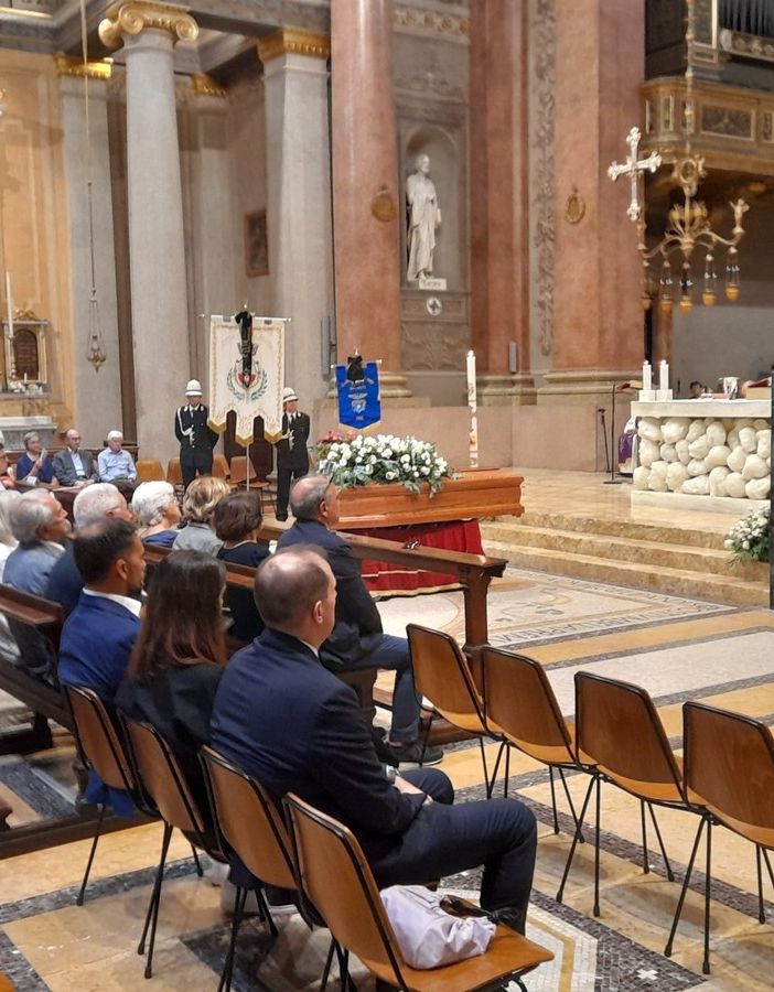 VIDEO - Politici, associazioni, professionisti, semplici cittadini: l'addio di Gallarate a Edoardo Guenzani