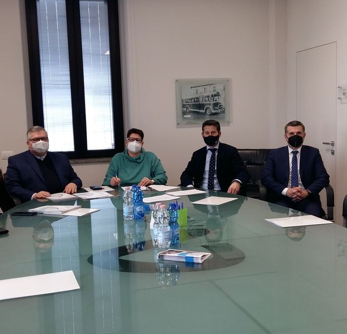 Convenzione con Agesp. Contratti luce e gas “personalizzati” per i commercianti di Busto e Valle