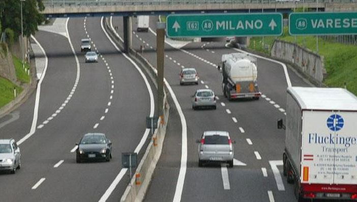 A8, senza barriere antirumore da mesi. La presa di posizione dei sindaci: «Vogliamo informazioni e tempi certi»