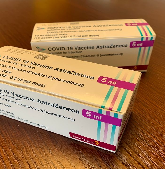 La Regione: «AstraZeneca sicuro, riprendono le vaccinazioni: convocazioni confermate da domani alle 15. Gli appuntamenti annullati saranno ricalendarizzati»