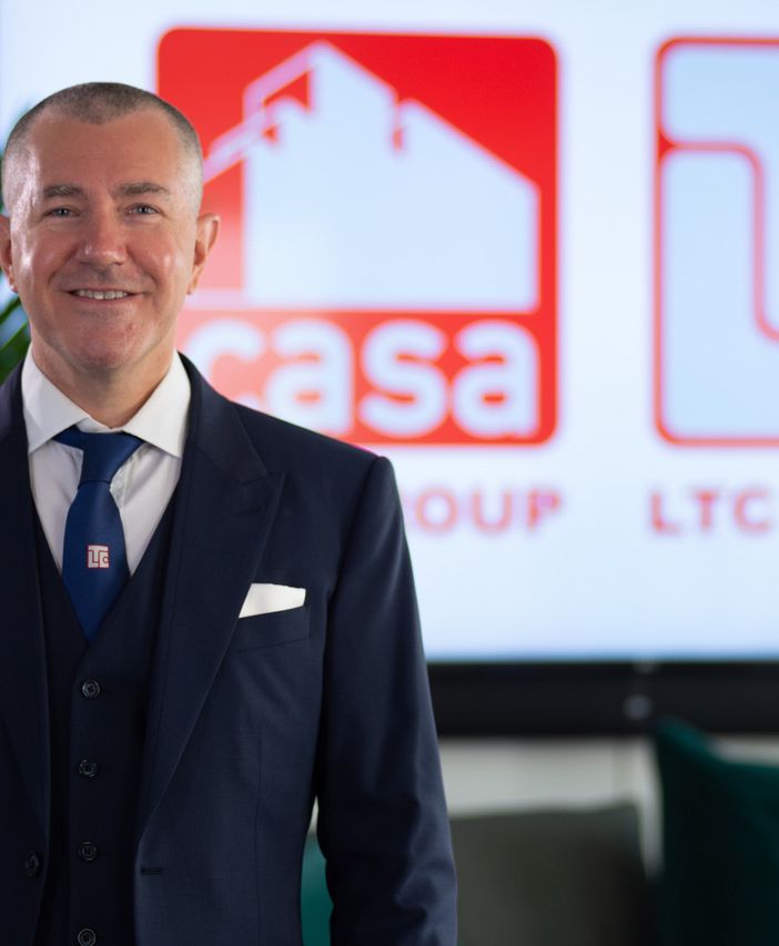 Aurelio Bertelli, presidente Ltc Group (nella foto in fondo all'articolo, Teresio Testa, direttore regionale Intesa Sanpaolo)