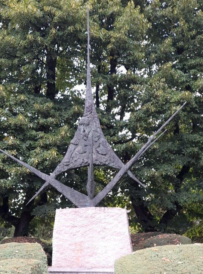 Il monumento di piazza XXV Aprile
