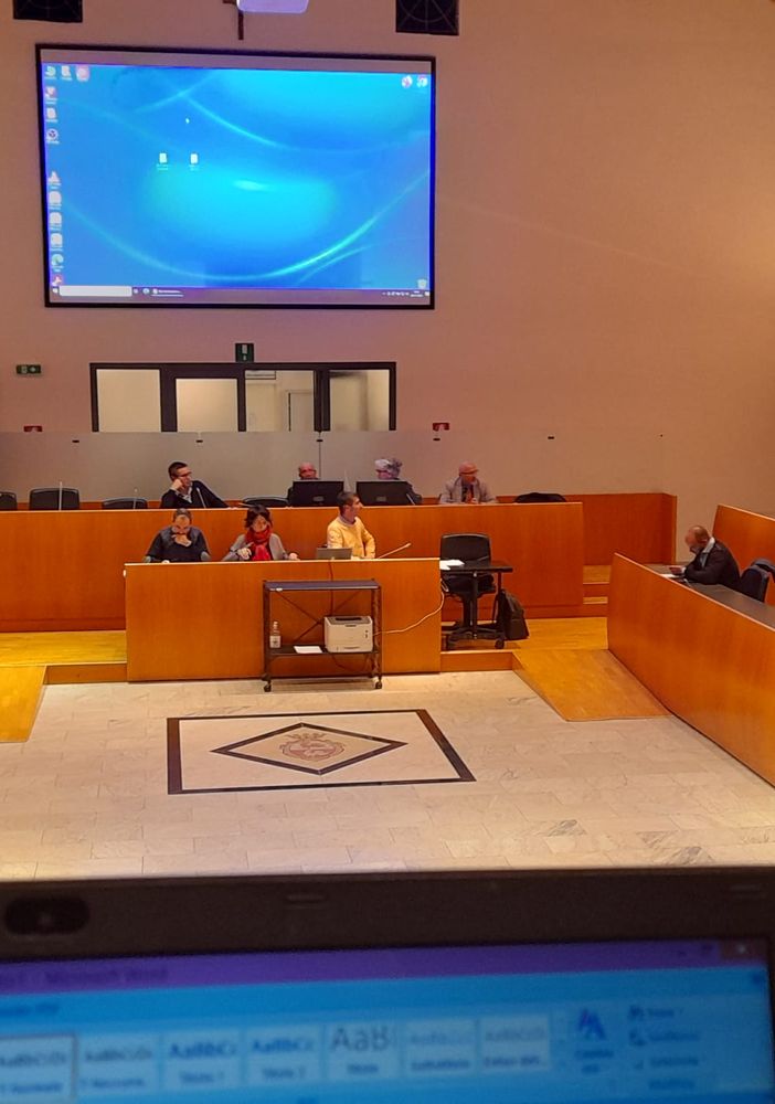 La riunione delle commissioni in aula consiliare