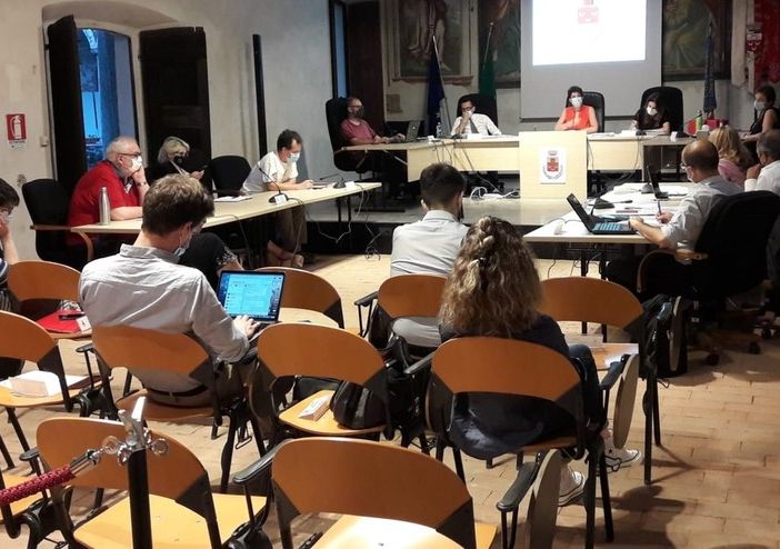Lonate Pozzolo, il giudizio della Lega sul Consiglio comunale: ridicolo