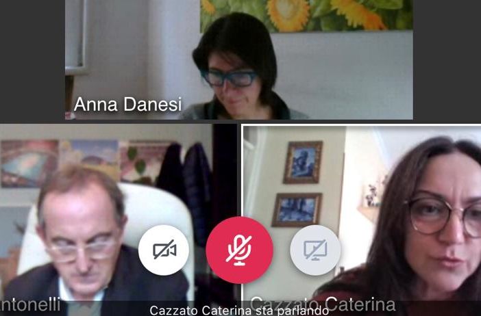 La conferenza stampa online
