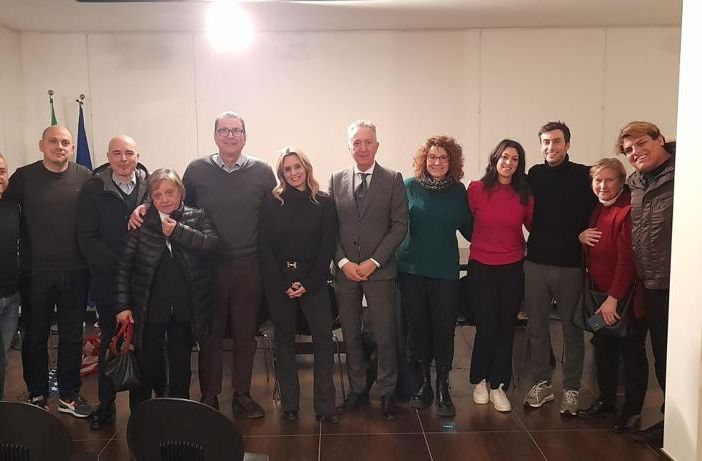 I militanti cassanesi di Fdi con i neoconsiglieri regionali De Bernardi Martignoni e Caruso