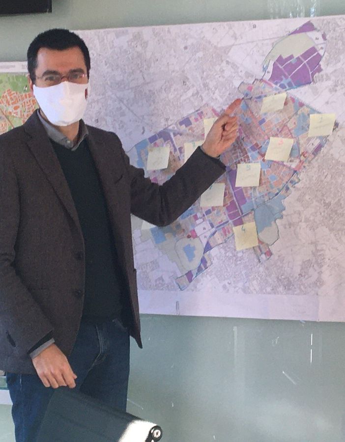 Il sindaco Lorenzo Radice, che ha presentato la metamorfosi dell'area con l'assessore Lorena Fedeli