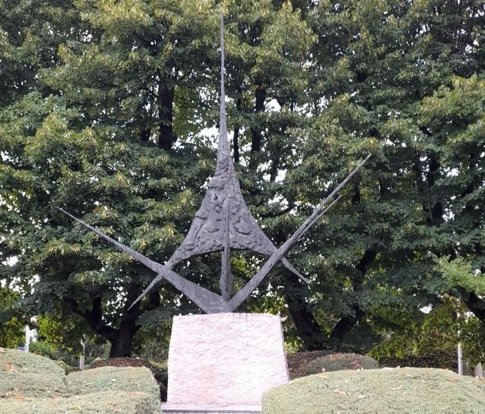 Il monumento di piazza XXV Aprile