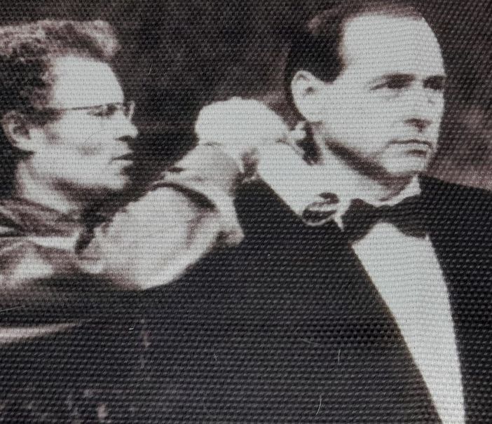 Gianni Sparacia e Silvio Berlusconi, all'epoca in cui le reti Fininvest/Mediaset irrompevano nel panorama televisivo italiano