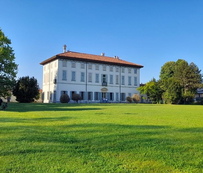 Villa Oliva, sede delle riunioni del Consiglio comunale di Cassano magnago