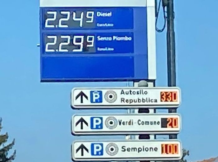 Aumenti benzina: la Lega della provincia di Varese presenta mozioni in ogni comune