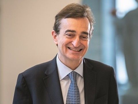 Lugano, il sindaco Borradori tenuto in vita da una macchina dopo il malore mentre faceva jogging