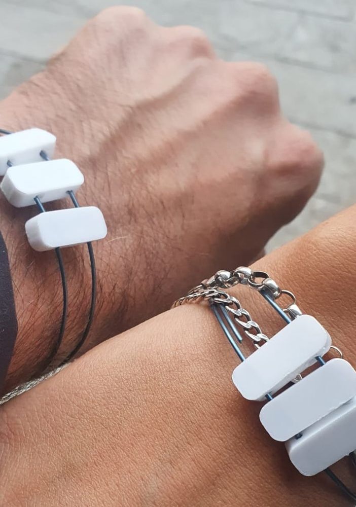 I bracciali in titanio elastico