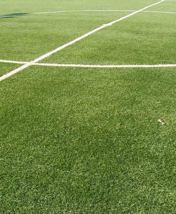 Via dell’Amicizia, consegnati i lavori per il campo di calcio a 11