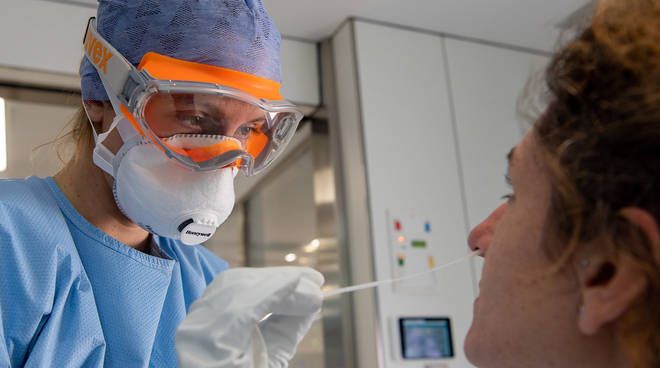 Coronavirus, i dati di mercoledì 14 aprile. In provincia 212 casi: Varese +25, Busto +16, Gallarate +5, Saronno +8, Luino +5