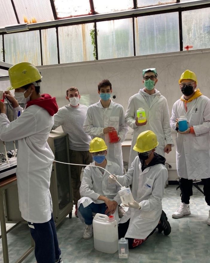 Al Facchinetti di Castellanza l’alternanza scuola-lavoro si fa “in classe”