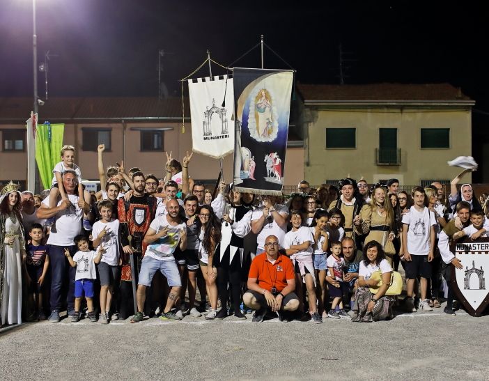 Il Palio di Cairate è di Munasteri
