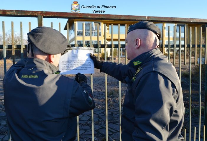 La Guardia di Finanza sequestra area industriale dismessa con amianto