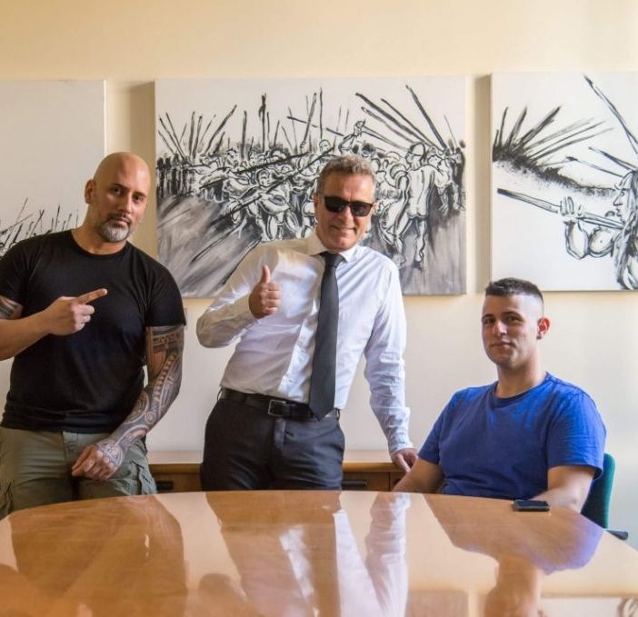 Sensei Benedetto, “il rapper più veloce d'Italia”, gira un videoclip a Busto