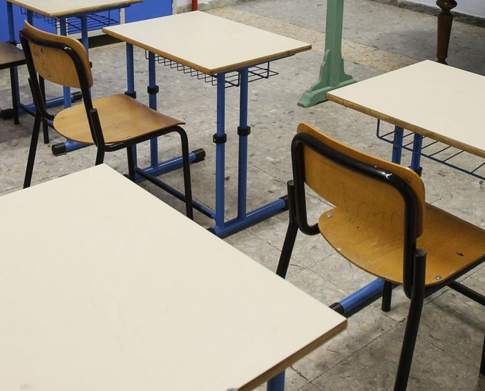 Dodici classi in quarantena, sospese le lezioni alla scuola Ada Negri