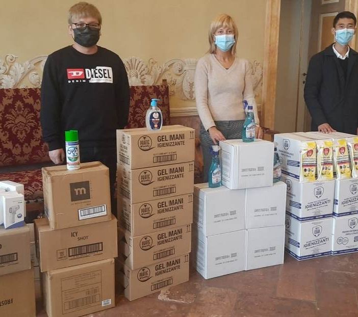 Mascherine e materiale per la sanificazione dalla Cina per Castellanza